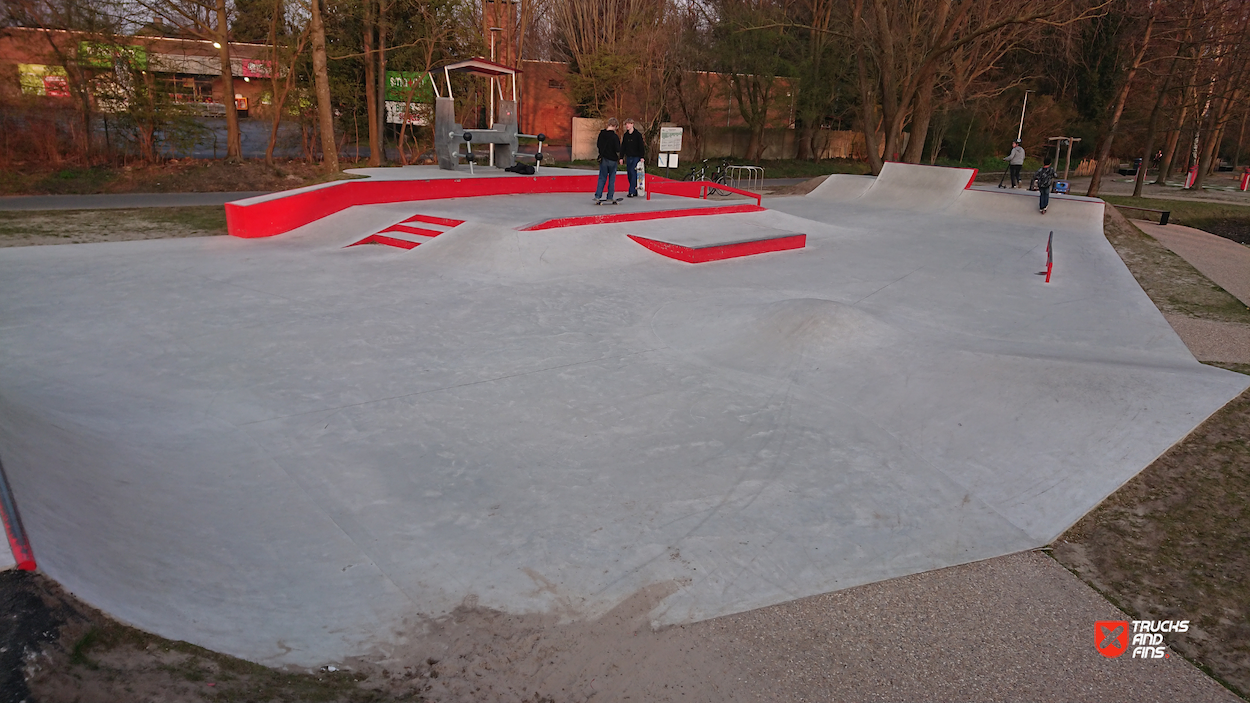 Eksaarde skatepark